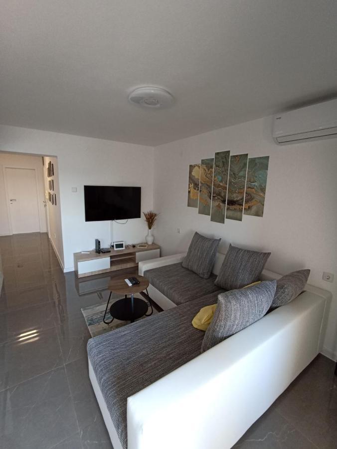 Beetlejuice Apartments Σίμπενικ Εξωτερικό φωτογραφία